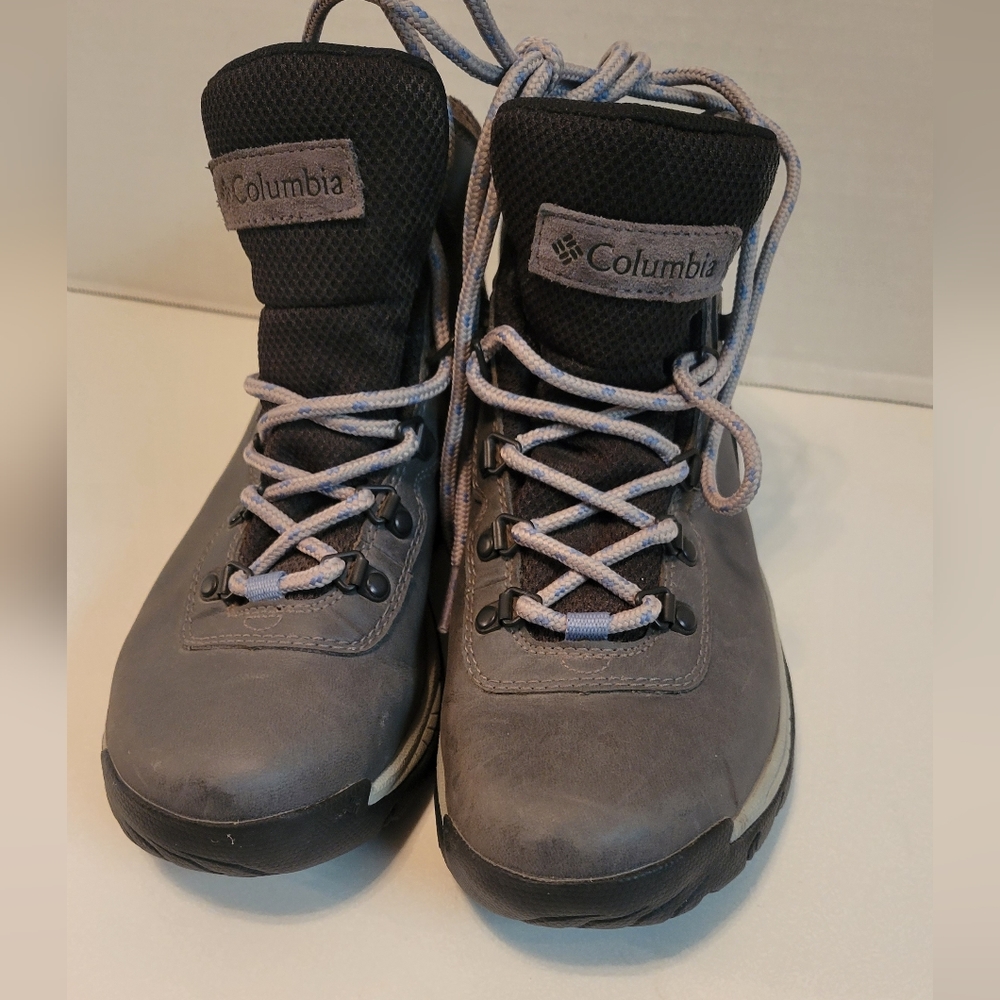 Columbia Newton Ridge Boots